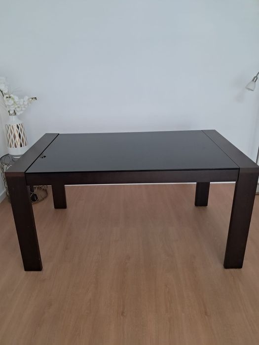 Mesa de jantar extensível