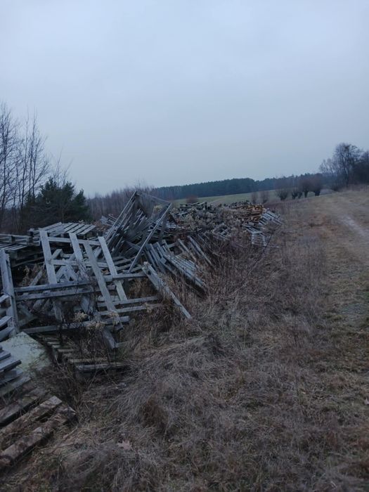 Sprzedaż palet opałowych.
