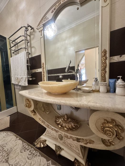 Дом возле моря, Совиньон