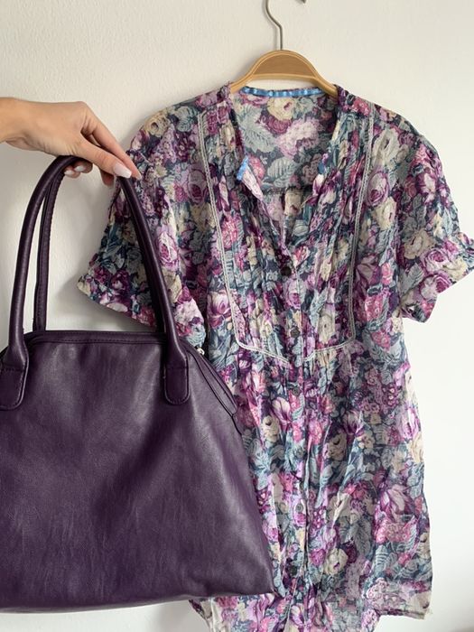 Conjunto camisola M e mala oriflame