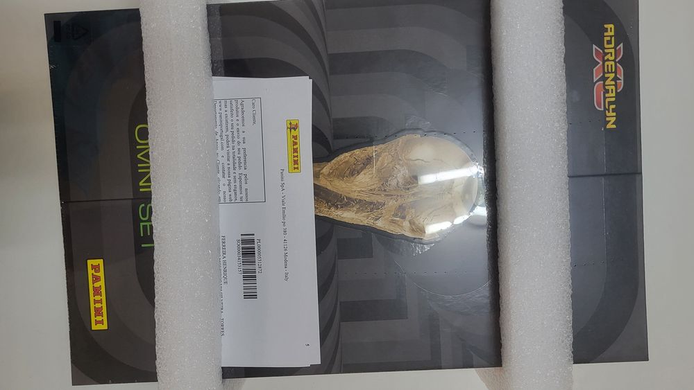 FIFA WORLD CUP 2026 ADRENALYN XL Omni Set - Exclusiva nº 929/2026 intacta vinda da Panini