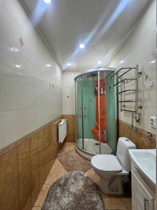 Престижна локація, якісний будинок, 16 соток, БАНЯ на дровах