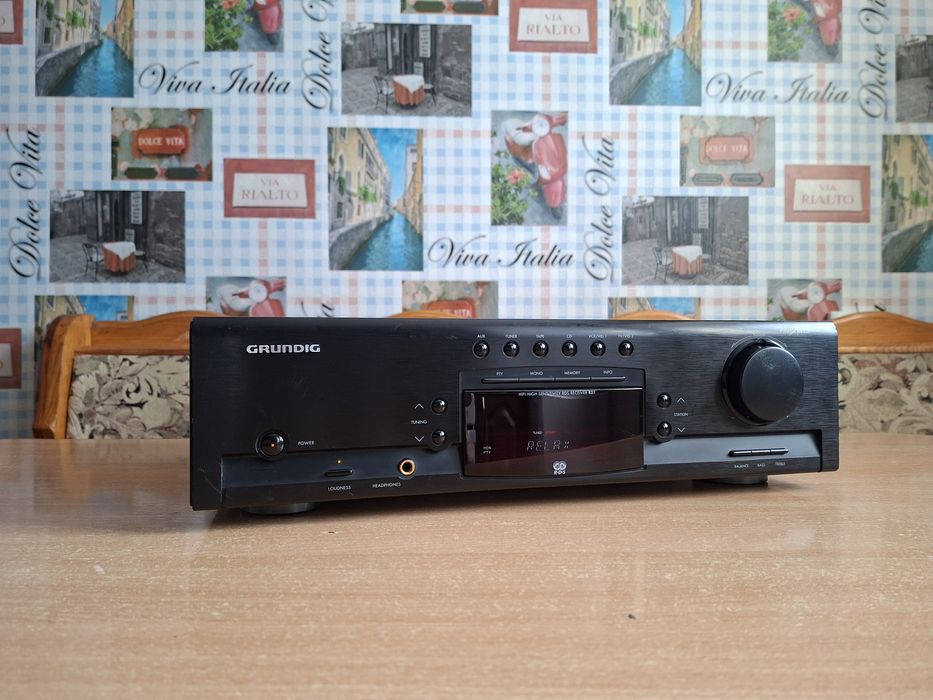Надёжный и звучащий Grundig R21,2×100 Вт,есть BLUETOOTH,гарантия!