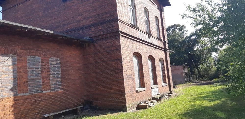 Sprzedam Poniemiecki Dworzec PKP+1,2h teren przemysłowy utwardzony