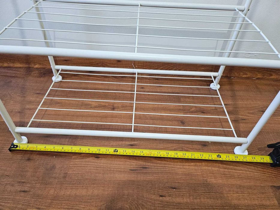 Cabideira e sapateria metálico em Almada