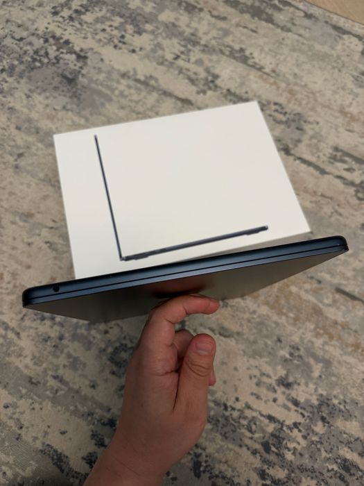 MacBook Air M2 2022 8/512gb