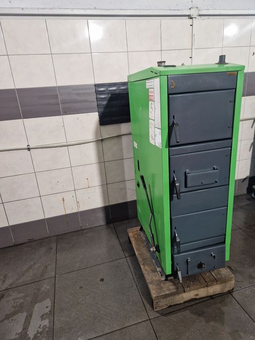 Piec kocioł SAS 20 kw na drewno I wegiel klasy 5