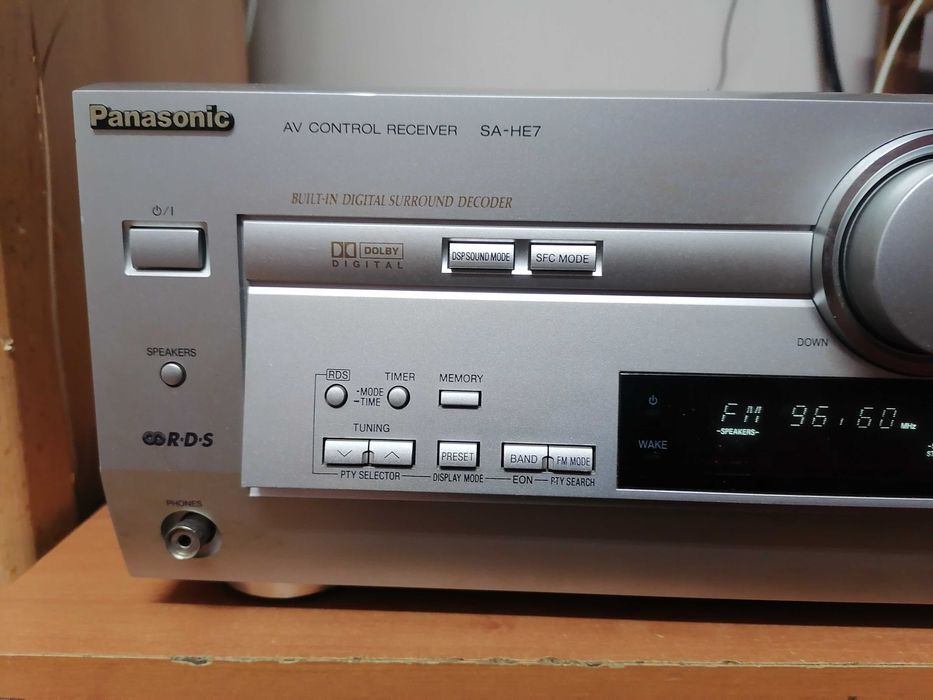 Amplituner Panasonic SA-HE7 (Technics)