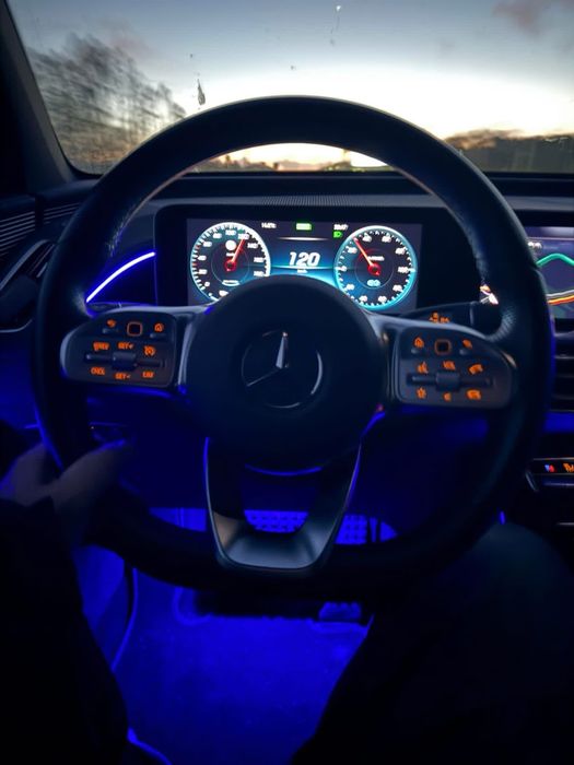 Mercedes EQC 400 4matic AMG com IVA