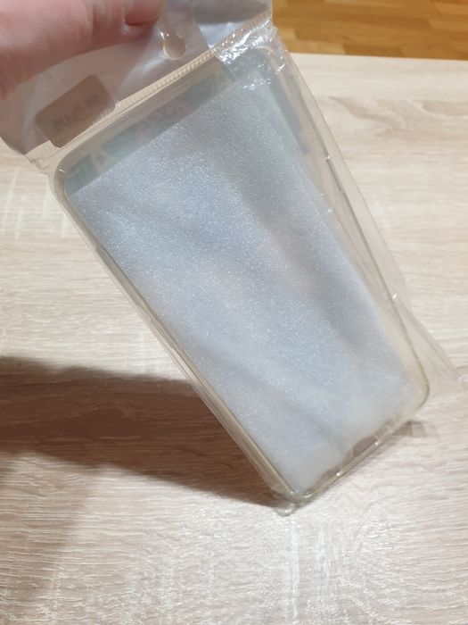 Sprzedam etui/gumę ochronną na telefon Samsung Galaxy S9 Plus