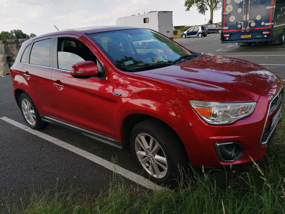 Syndyk sprzeda pojazd marki Mitsubishi ASX, rok produkcji 2012