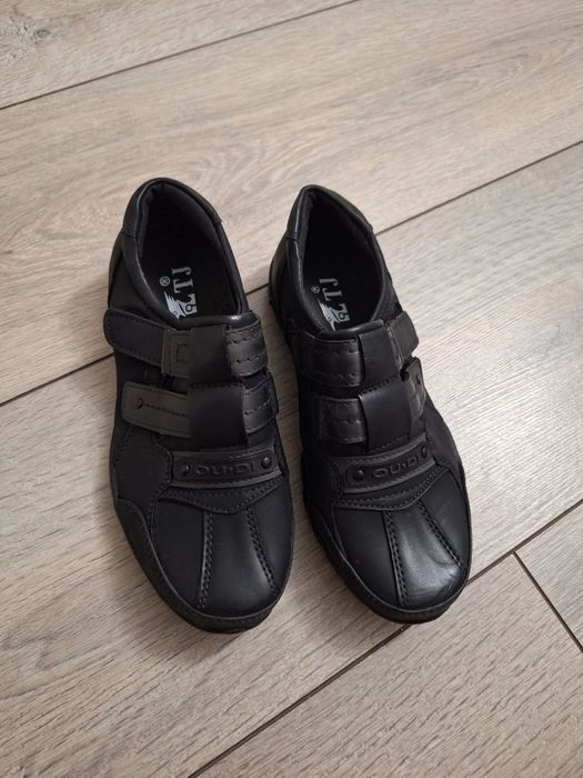 Туфлі 29 розмір для хлопчика