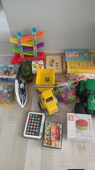 Oddam zabawki dla dzieci