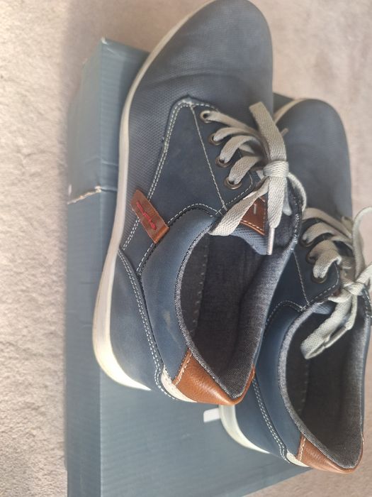 Buty męskie r. 41