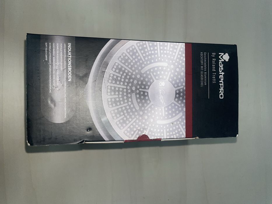 Garnek Masterpro 3.9l