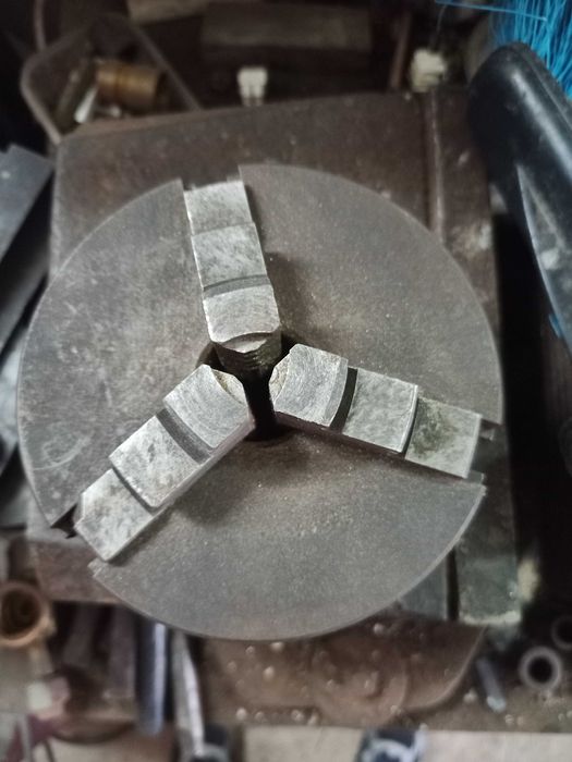 Патрон токарный 100 мм