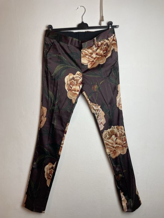 Artystyczny Garnitur z kwiatowym nadrukiem