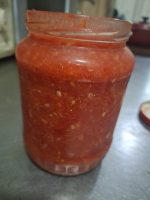Аджика,огірки квашені