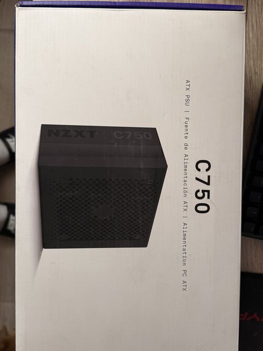 Блок живлення NZXT C750 750W 80+ Gold модульний ATX