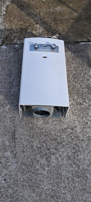 Sprzedam piec gazowy pizoelektryczny.