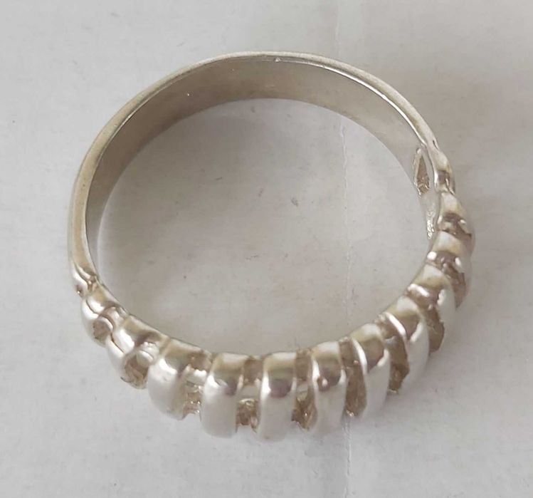 Srebrny Pierścionek Ażurowy Rozmiar 18 Średnica 18,4mm Próba 925