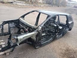 Четверть Q7 4L криша ланжерон a4 b6 a4 b7 b8 a6 c5 a6 c6