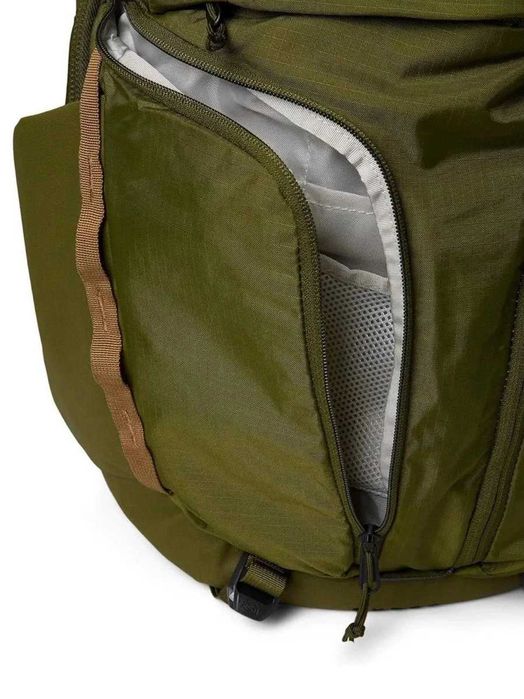 The North Face Surge Commuter Backpack. Женский рюкзак. Оригинал.Новый