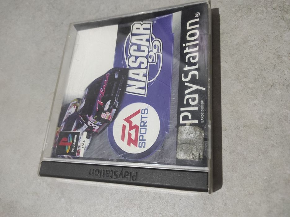 NASCAR 99 psx/ps1