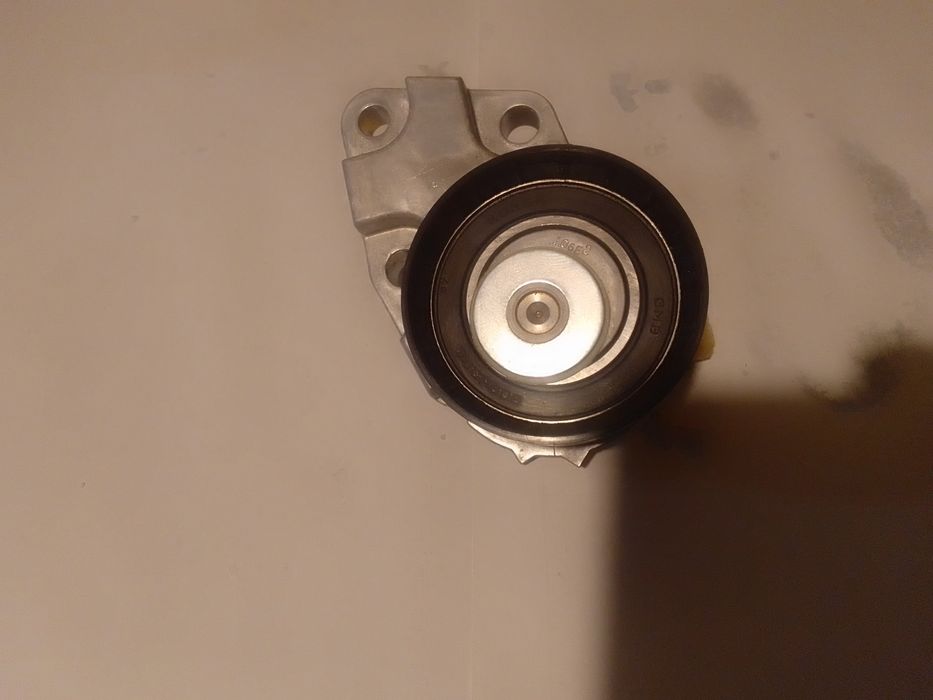Ролик натяжной NEXIA/NUBIRA ,LANOS 1.5 DOHC/LACETTI производство GMB