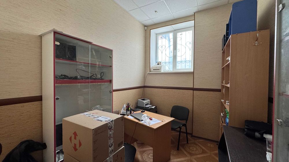ФАСАДНЕ приміщення в центрі ЖИТОМИРА