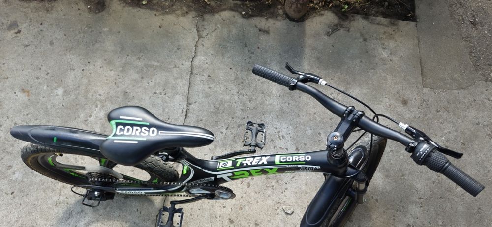 Продам велосипед T rex