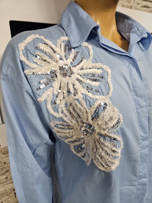 Koszula przewiewna z kwiatem bawełna cekiny baby blue włoska Made in I