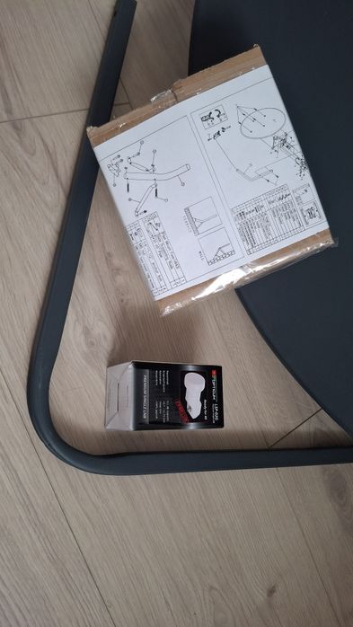 NOWY Talerz+antena satelitarna+konwerter i uchwyt