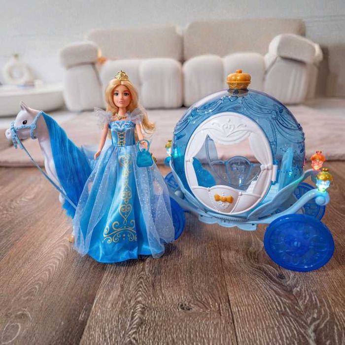 Lalka Lodowa Księżniczka Lily i Magiczny Duży Powóz Karoca Akcesoria