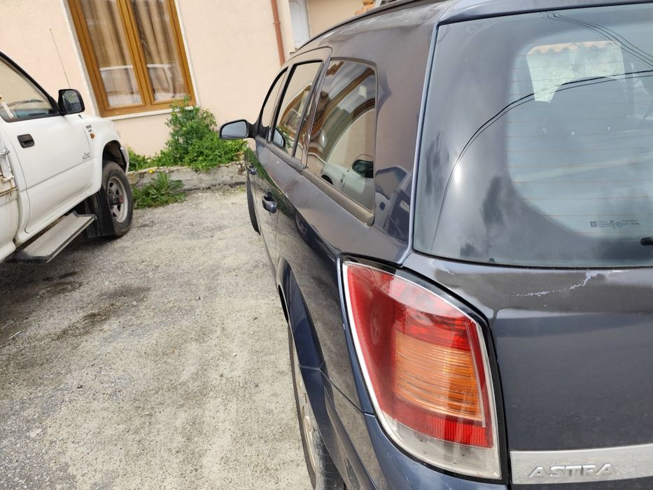 Opel astra  1.3 CDI com avaria