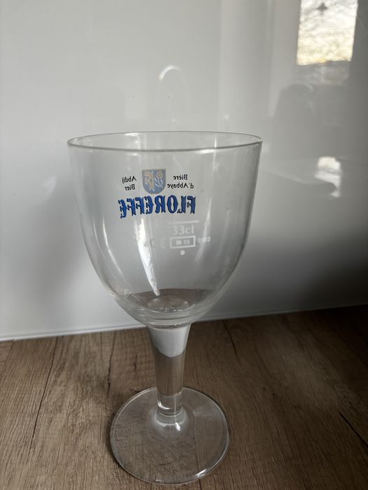 Floreffe Belgia belgijskie szklanka do piwa piwo Leffe
