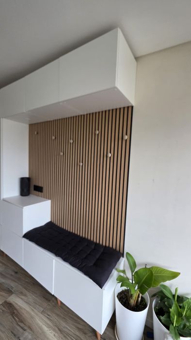 Móvel de Entrada Completo c/ Painel Ripado, Sapateira e Bengaleiro