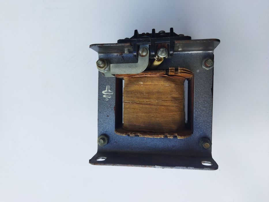 Трансформатор 220в / 6в