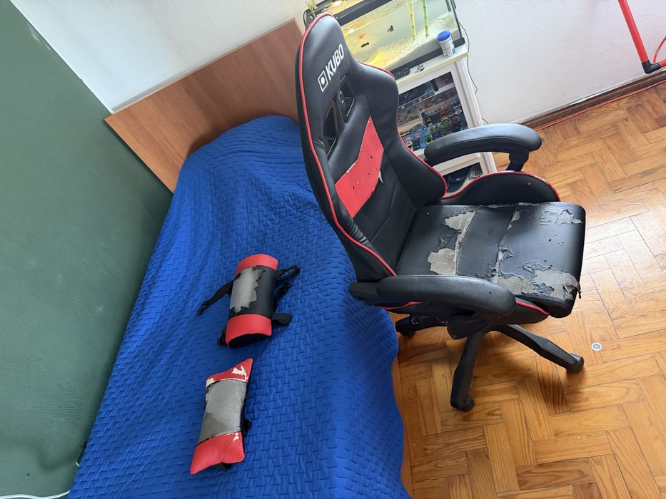 Cadeira gamer usada