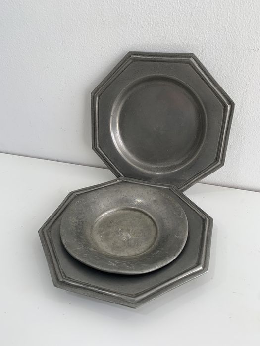 Coleção de Pratos em estanho J.D 95%