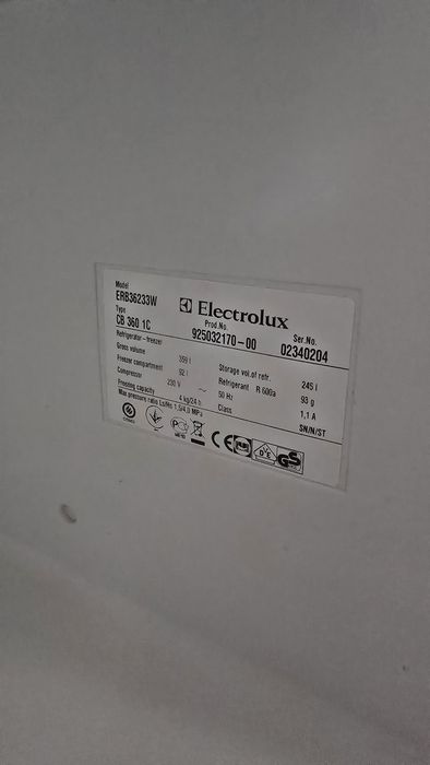 Lodówka Electrolux ERB36233W