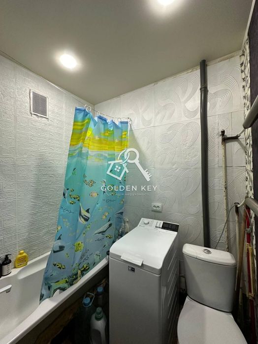 Продаж 2 кімнатної квартири на 16 міській лікарні