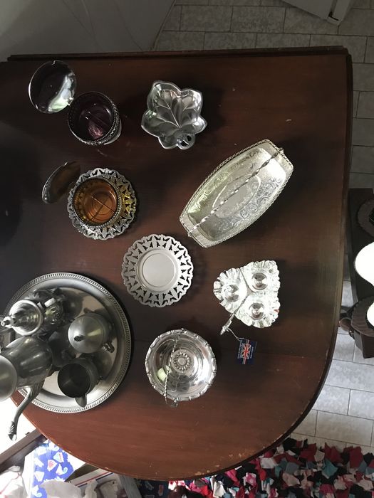 Várias peças decorativas