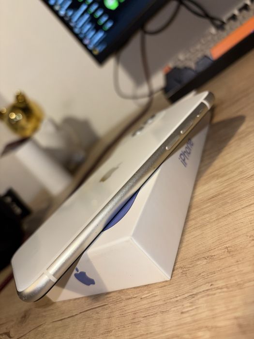 Iphone 11 64gb bialy