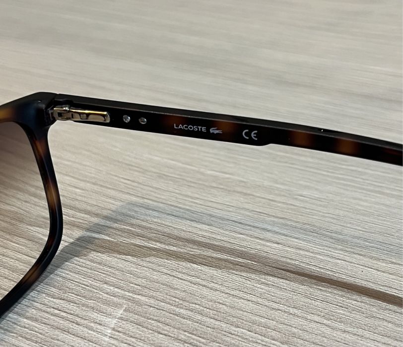 Óculos Lacoste (armação)