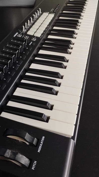 Launchkey 61 MK2 da Novation