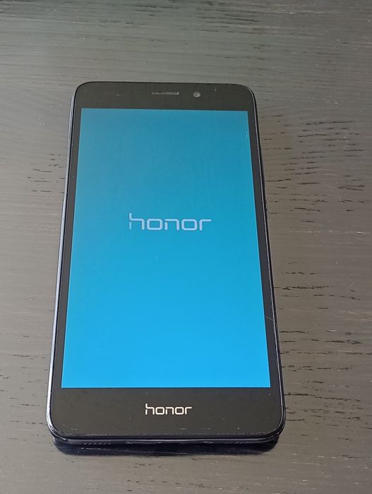Смартфон Honor 5c(нова батарея)