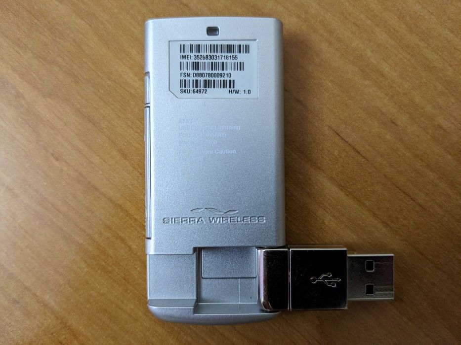 Модем Sierra Wireless at&t 305 с симкой life с безлимитным интернетом