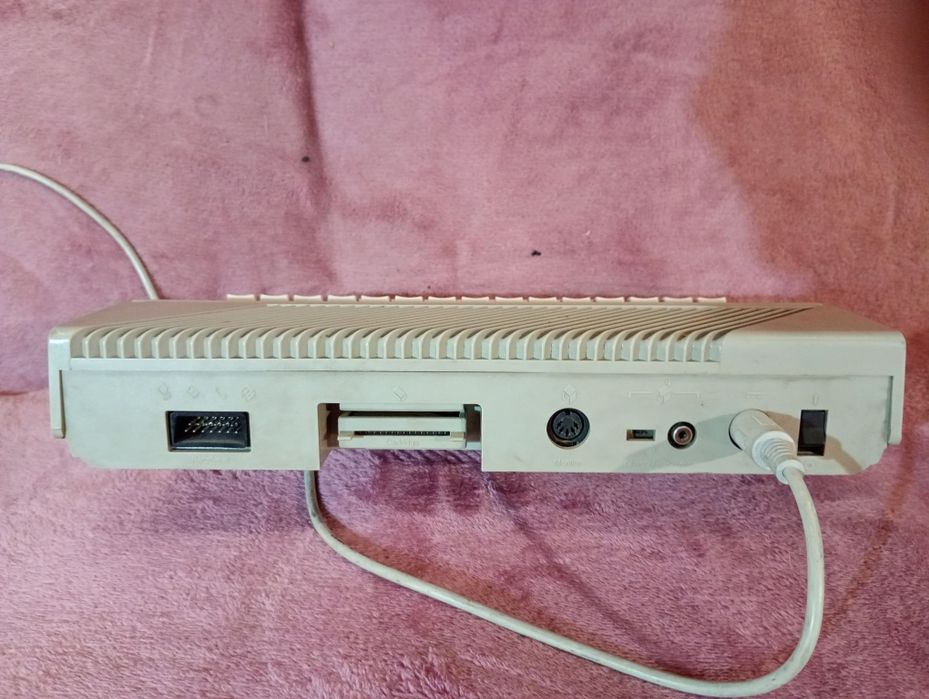 ATARI XE 65  atari komputer