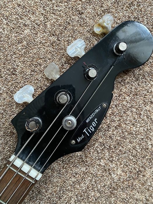 Электро бас гитара Meazzi Hollywood Tiger Bass guitar 1965 sunburst 32